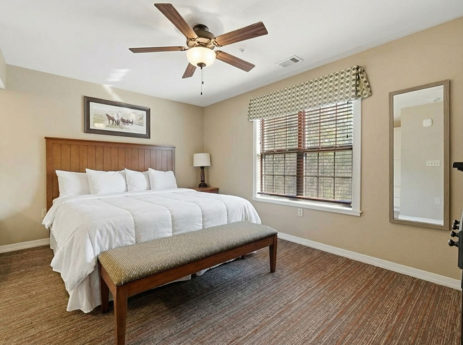 Cabin Retreat bedroom